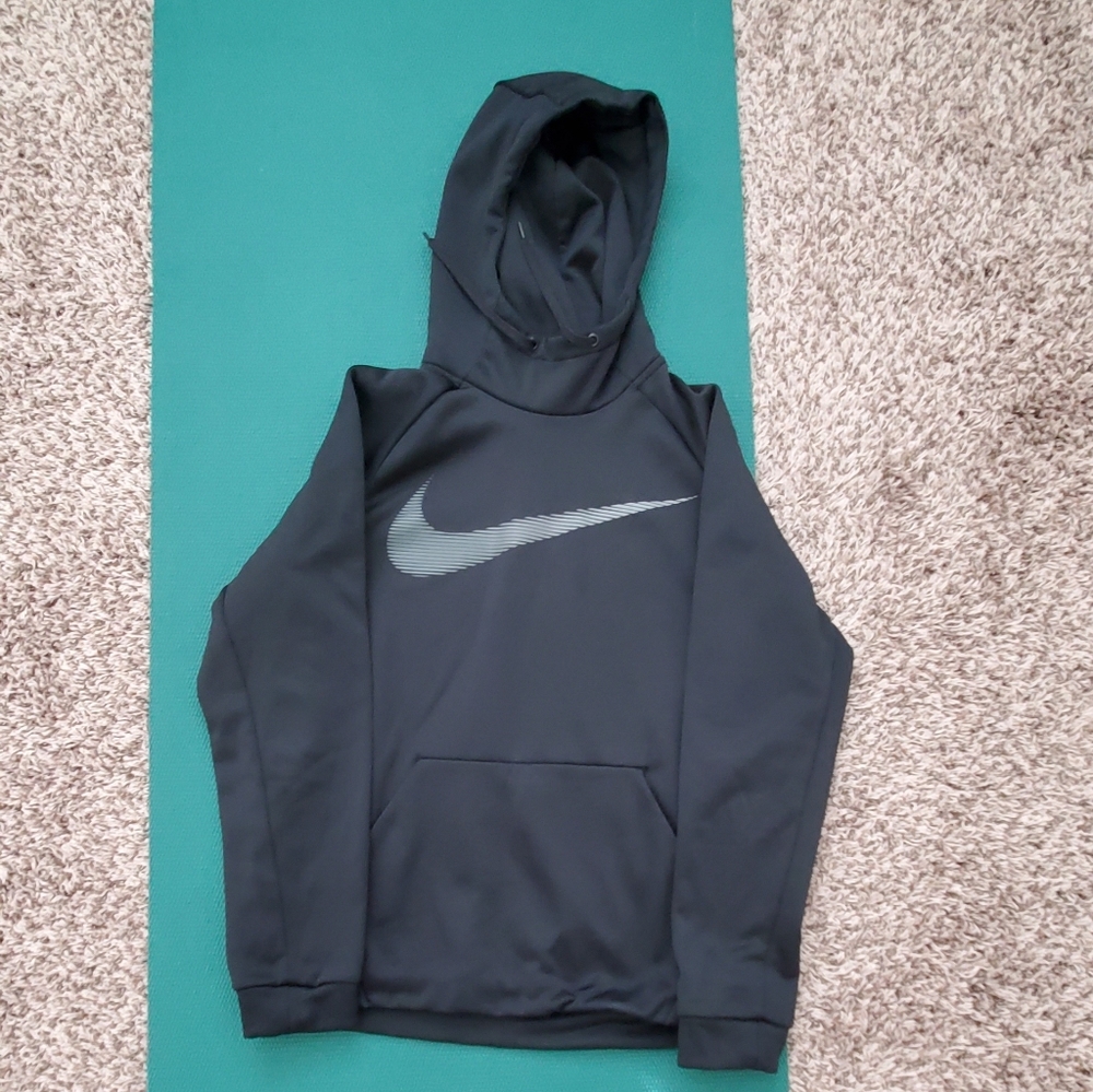 Nike Therma-fit hoodie